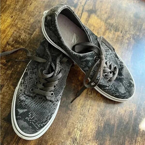 VANS | women’s suede snakeskin lace up classic sneakers. Size: 8